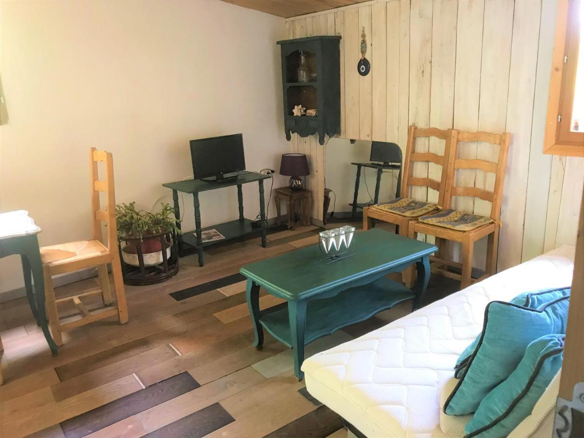 Chalet dans Résidence Privée La Gaude Esterno foto