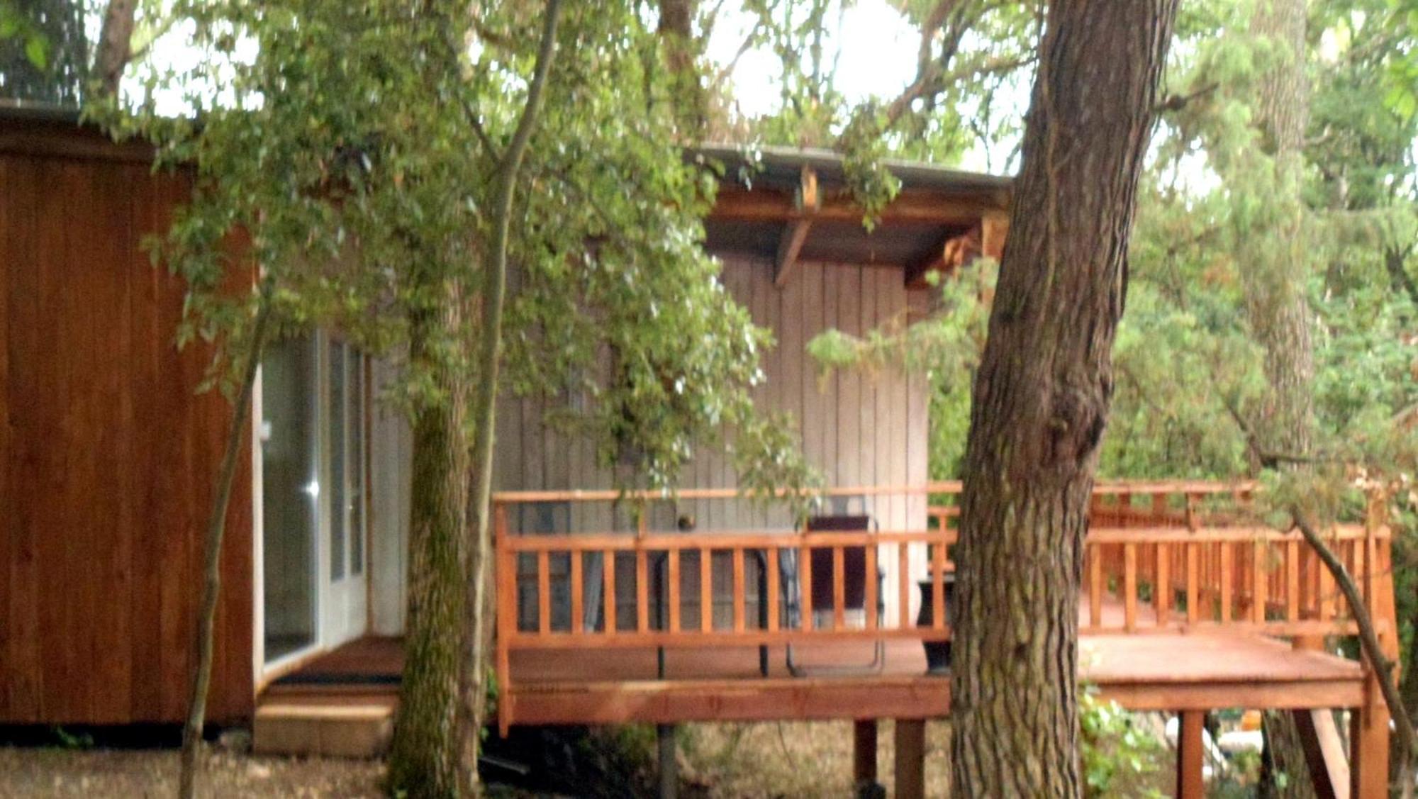 Chalet dans Résidence Privée La Gaude Esterno foto